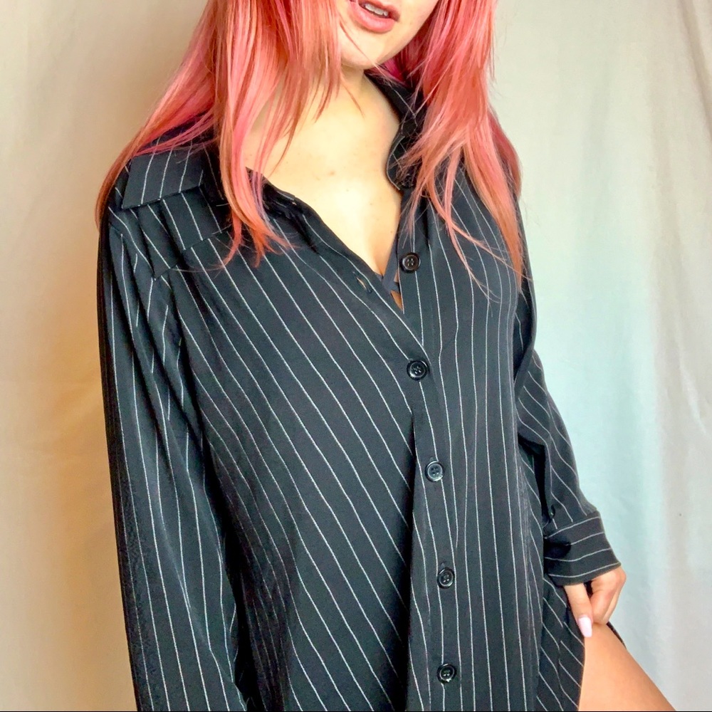 Cute Black Long Shirt/Dress 🦋